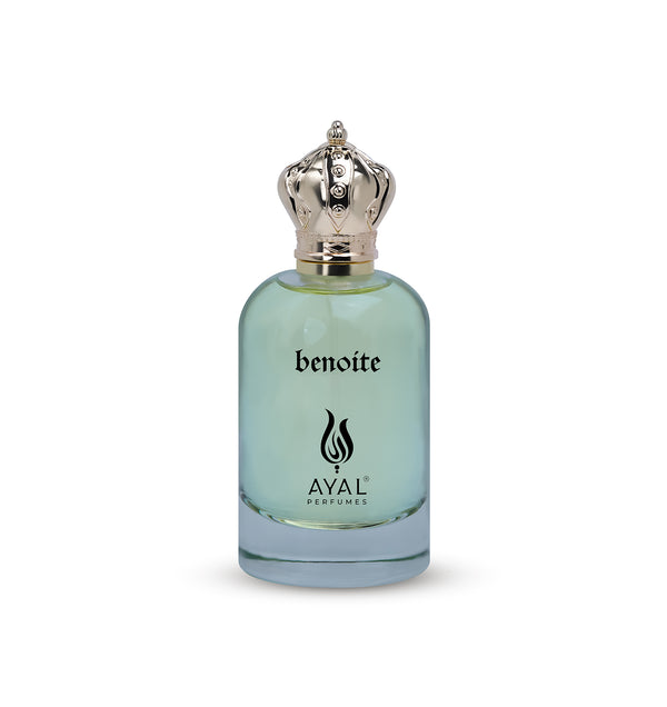 AYAL BENOITE with Box